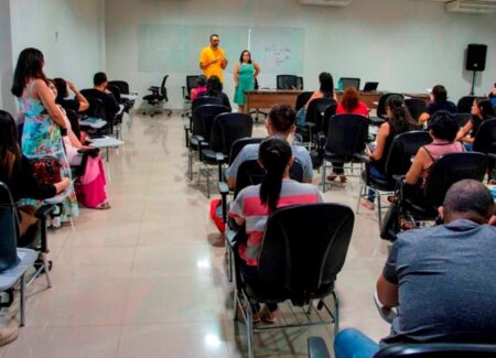 SERVIDORES MUNICIPAIS PARTICIPAM DE QUALIFICAÇÃO SOBRE O E-SOCIAL
