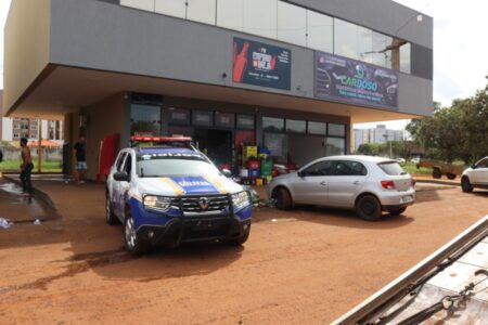 DESENTENDIMENTO EM DISTRIBUIDORA DE BEBIDAS NA REGIÃO NORTE DE PALMAS TERMINA COM UM JOVEM BALEADO