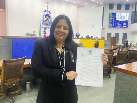 DEPUTADA VALDEREZ PROPÕE CRIAÇÃO DA SECRETARIA DOS DIREITOS DA MULHER AO GOVERNO DO ESTADO