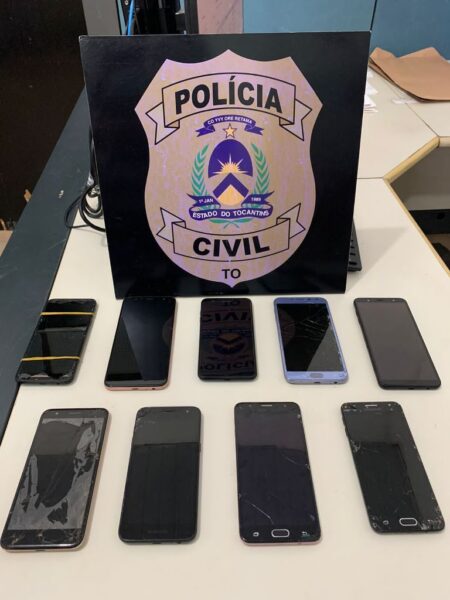 POLÍCIA CIVIL RECUPERA E RESTITUI AOS LEGÍTIMOS PROPRIETÁRIOS 11 APARELHOS CELULARES EM ARAGUATINS