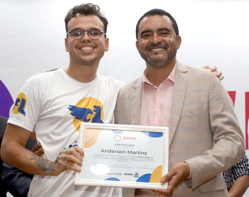 JOVENS PROTAGONISTAS SÃO CERTIFICADOS PELO GOVERNADOR WANDERLEI BARBOSA