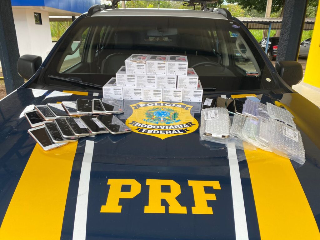 CELULARES, CIGARROS, DISPOSITIVOS ELETRÔNICOS E MAIS DE 70 MIL COMPRIMIDOS SÃO APREENDIDOS PELA PRF EM GUARAÍ