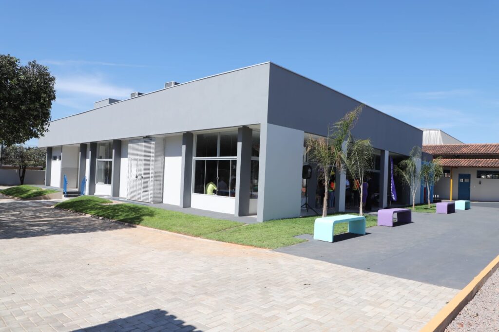 COMUNIDADE ESCOLAR DE GURUPI COMEMORA OBRAS EM ESCOLAS ESTADUAIS QUE RECEBERAM INVESTIMENTOS DE CERCA DE R$ 4 MILHÕES