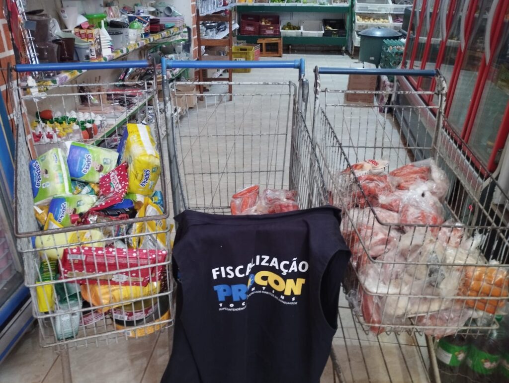 PROCON TOCANTINS APREENDE FRALDAS DESCARTÁVEIS, CHOCOLATES, CAFÉ OUTROS PRODUTOS VENCIDOS