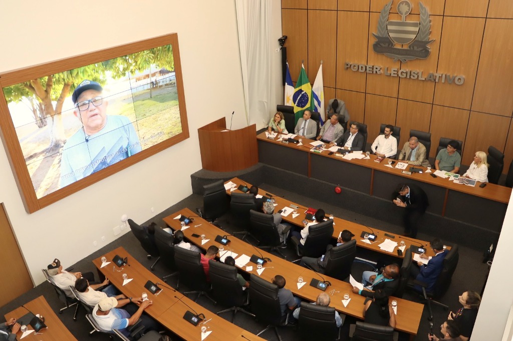 REGULARIZAÇÃO DA PRAIA DOS BURITIS É DEBATIDA EM AUDIÊNCIA PÚBLICA NA CÂMARA DE PALMAS