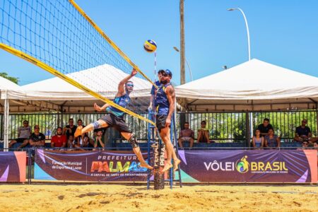 COM PARTICIPAÇÃO DE 50 ATLETAS, PALMAS RECEBE A COPA REGIONAL NORTE DE VÔLEI DE PRAIA