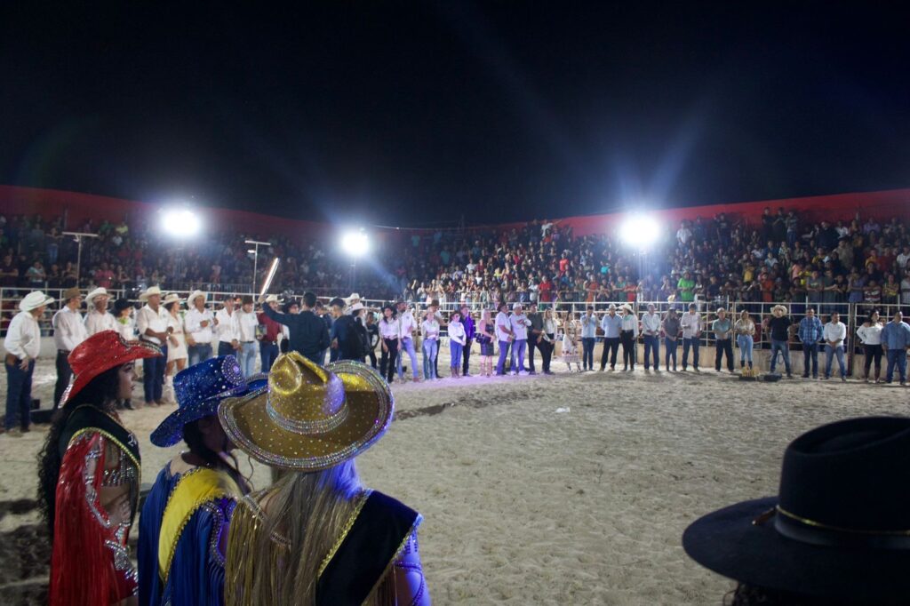 AMÉLIO CAYRES DESTACA FORTALECIMENTO DO AGRO NO BICO DO PAPAGAIO DURANTE ABERTURA DA EXPOAGRA, EM AUGUSTINÓPOLIS