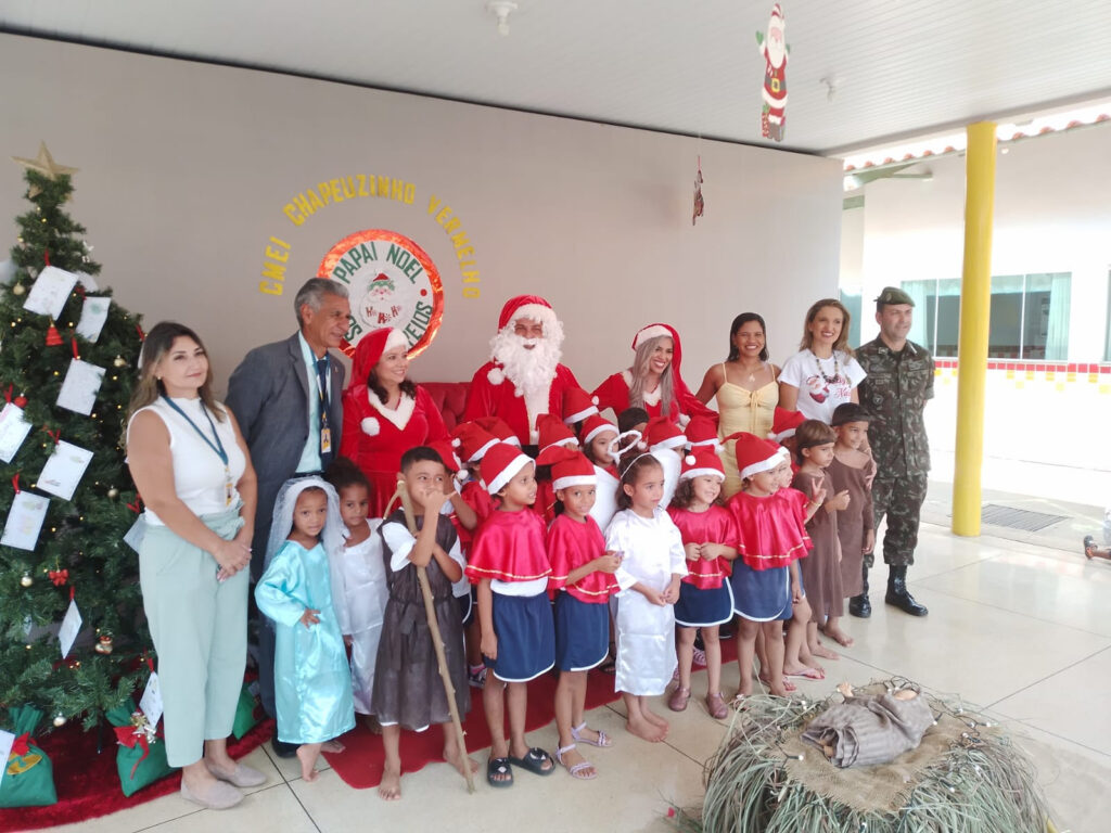 PAPAI NOEL DOS CORREIOS ENTREGARÁ PRESENTES ÀS CRIANÇAS DO CMEI CHAPEUZINHO VERMELHO NA SEGUNDA, 4