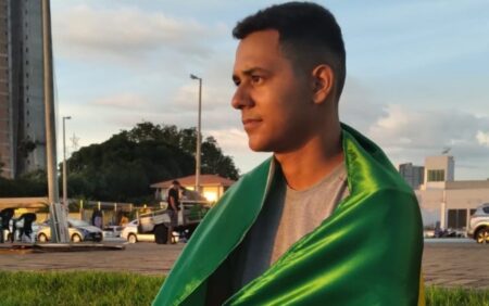ESTUDANTE RIAN ALECRIM VIAJA A BRASÍLIA PARA PREPARAÇÃO DE INTERCÂMBIO NOS EUA