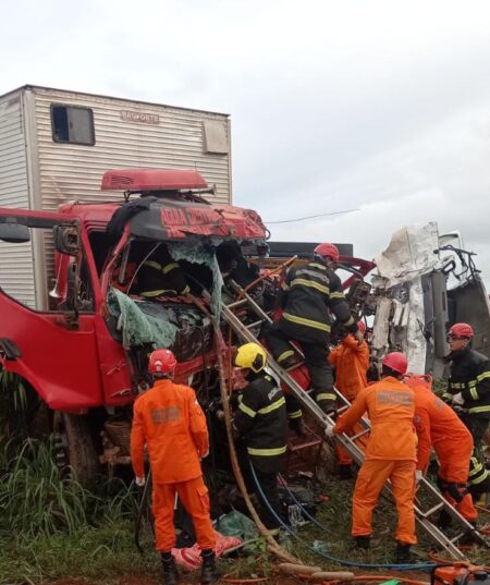 UMA PESSOA MORRE E DUAS FICAM GRAVEMENTE FERIDAS EM ACIDENTE DE TRÂNSITO NA TO – 050