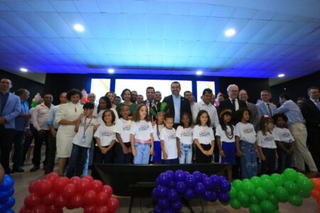 GOVERNO DO ESTADO LANÇA PROGRAMA ALFABETIZA MAIS TOCANTINS E VAI INVESTIR R$ 8 MILHÕES PARA ATENDER 78 MIL ESTUDANTES DE ESCOLAS PÚBLICAS