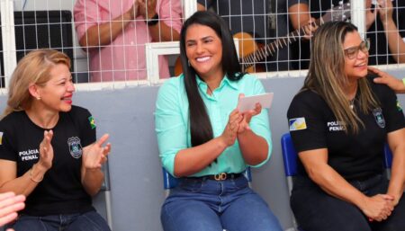 PRIMEIRA-DAMA KARYNNE SOTERO REALIZA AÇÕES ALUSIVAS AO MÊS DA MULHER EM UNIDADES PENAIS