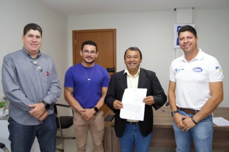 VISANDO O FORTALECIMENTO DO MOTOCROSS EM ARAGUAÍNA, GOVERNO DO TOCANTINS ASSINA ACORDO DE COOPERAÇÃO TÉCNICA COM A FEDERAÇÃO DE MOTOCICLISMO