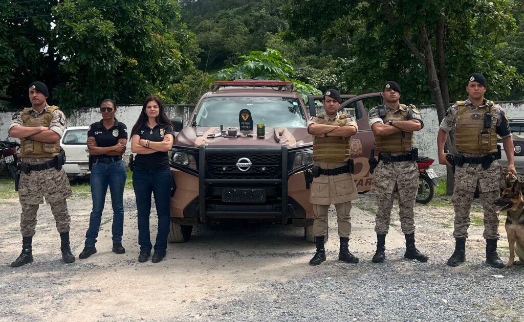 EM ARRAIAS, POLÍCIA CIVIL CUMPRE MANDADO DE BUSCA E APREENSÃO E PRENDE QUATRO SUSPEITOS POR TRÁFICO DE DROGAS