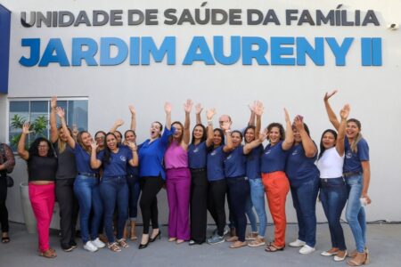 PREFEITA CINTHIA RIBEIRO ENTREGA REFORMA COMPLETA DA UNIDADE DE SAÚDE JARDIM AURENY II
