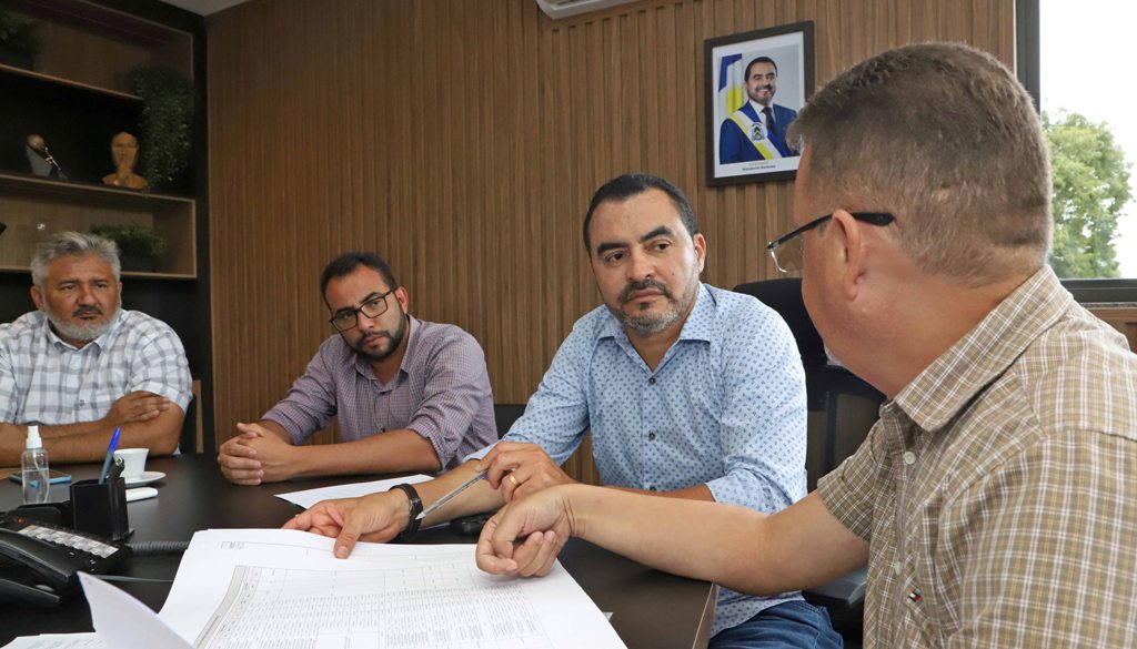 GOVERNADOR WANDERLEI BARBOSA ANUNCIA QUE RODOVIAS DE TODAS AS REGIÕES DO ESTADO PASSARÃO POR MANUTENÇÃO E PAVIMENTAÇÃO