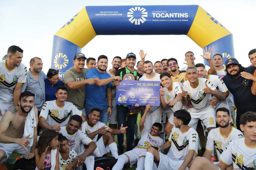 COM A PRESENÇA DO GOVERNADOR WANDERLEI BARBOSA, GOVERNO DO TOCANTINS PREMIA OS CAMPEÕES DO COPÃO JALAPÃO