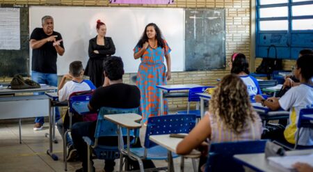 VEM CÁ, VOU TE CONTAR: PROJETO CONTEMPLADO EM EDITAL DA LEI PAULO GUSTAVO LEVA CONTAÇÃO DE HISTÓRIA PARA CRIANÇAS, JOVENS E IDOSOS