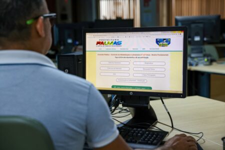 SEMED REALIZA CONSULTA PÚBLICA PARA CONSTRUÇÃO DO CURRÍCULO DA ALFABETIZAÇÃO E LETRAMENTO NA IDADE CERTA