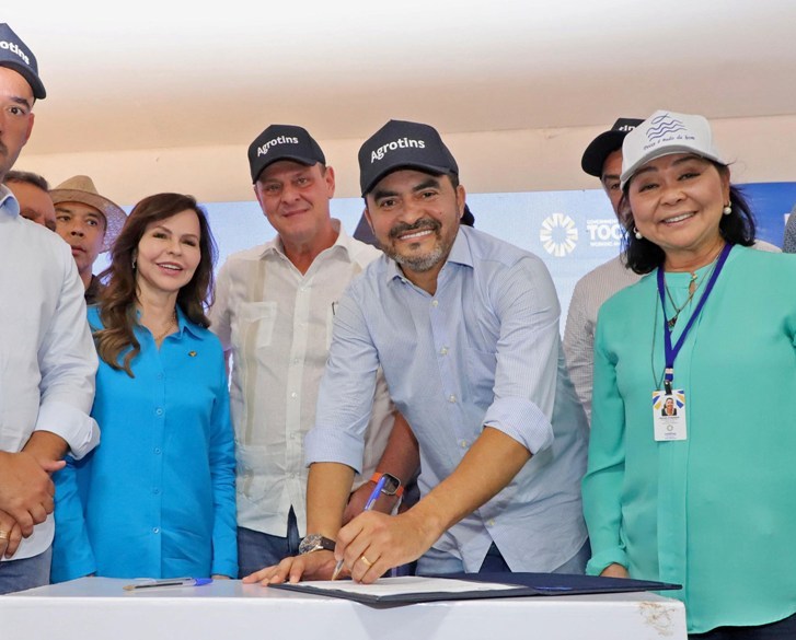 NA AGROTINS 2024, WANDERLEI BARBOSA E MINISTRO CARLOS FÁVARO FIRMAM PARCERIAS PARA INOVAR O AGRONEGÓCIO TOCANTINENSE