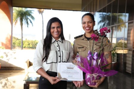 PRIMEIRA-DAMA KARYNNE SOTERO INICIA AGOSTO LILÁS COM WORKSHOP E ANÚNCIO DE PROJETO EDUCATIVO