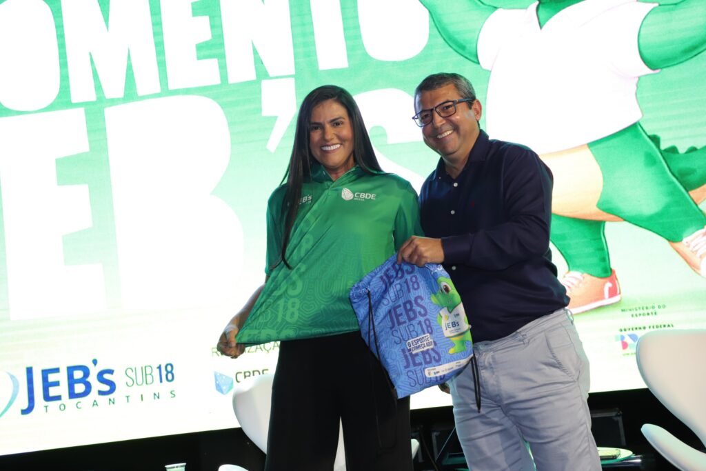 NA ABERTURA DOS JOGOS ESCOLARES BRASILEIROS, PRIMEIRA-DAMA KARYNNE SOTERO DESTACA INVESTIMENTOS DO GOVERNO DO TOCANTINS NO ESPORTE