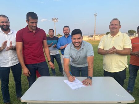 COM INVESTIMENTOS DE MAIS DE R$ 350 MIL, GOVERNO DO TOCANTINS ANUNCIA REFORMA DA ILUMINAÇÃO DO ESTÁDIO RESENDÃO EM GURUPI