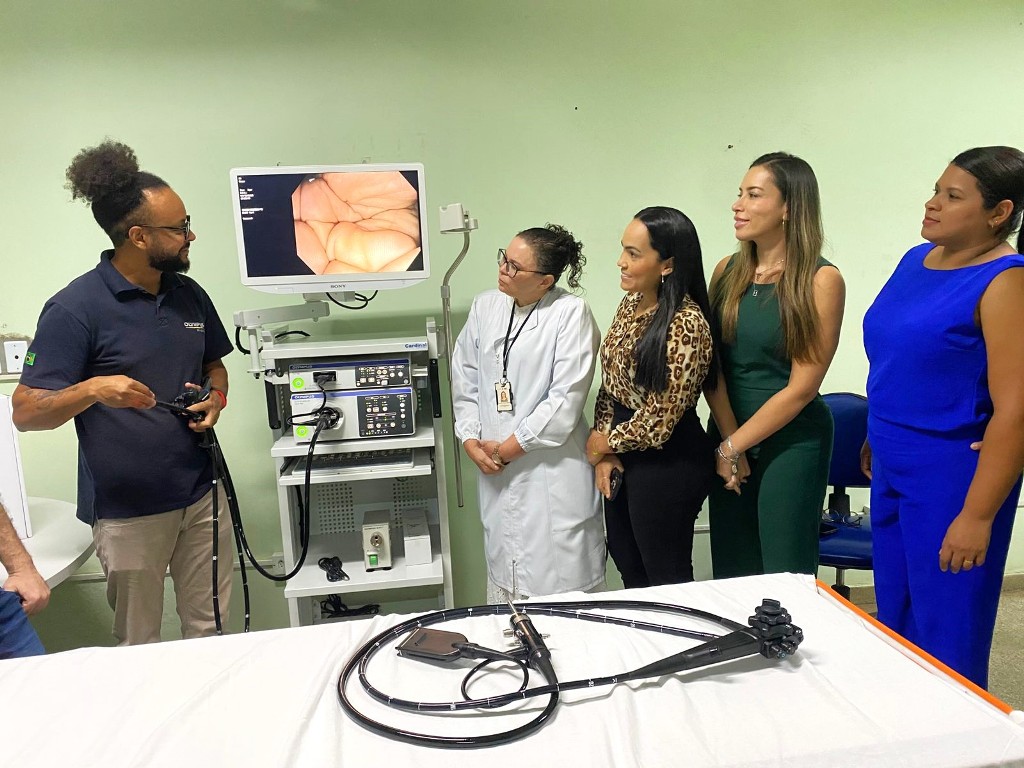 GOVERNO DO TOCANTINS ENTREGA TORRE DE VIDEOENDOSCOPIA PARA O HRA