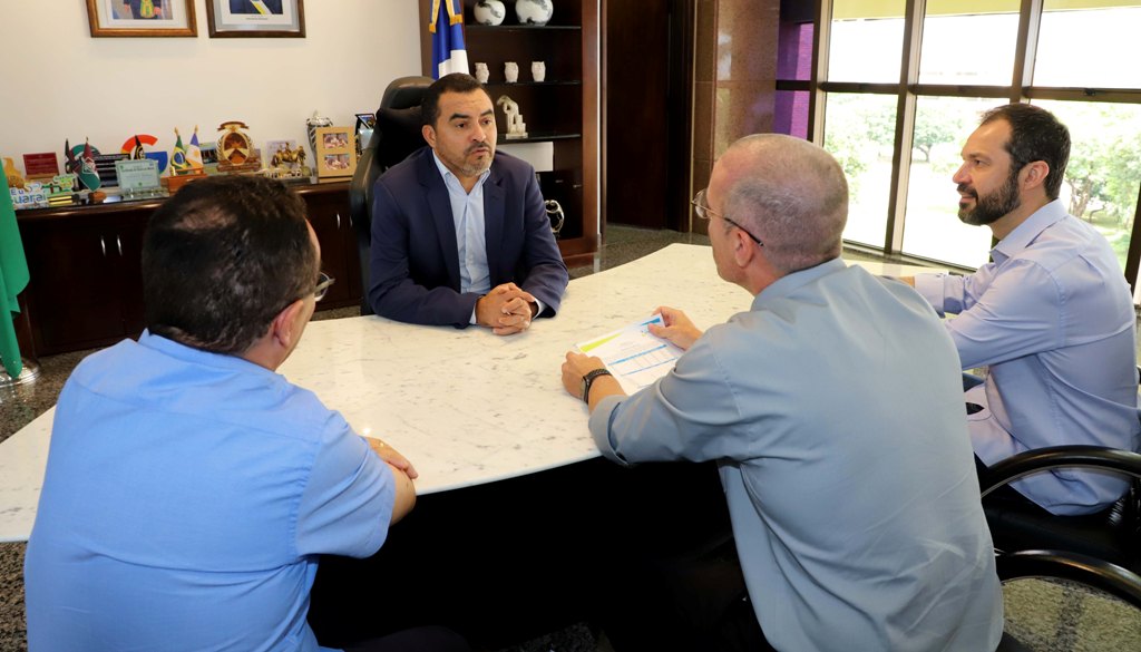GOVERNADOR WANDERLEI BARBOSA RECEBE DIRETORIA DA ENERGISA, QUE ANUNCIA INVESTIMENTOS DE R$ 605,8 MI NO TOCANTINS