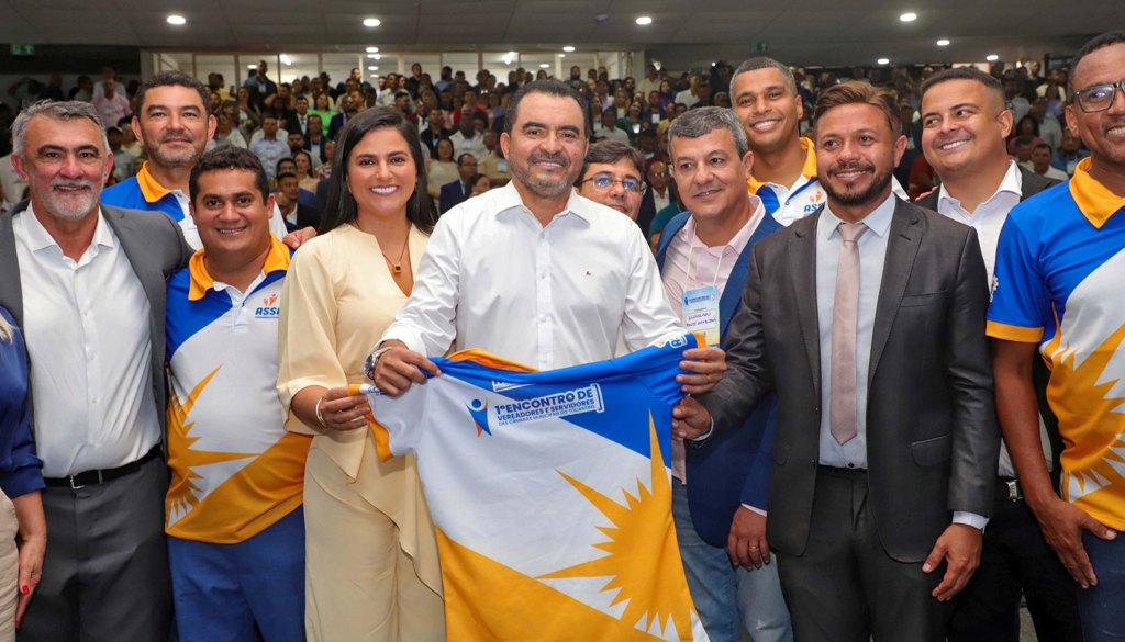 EM EVENTO COM VEREADORES, GOVERNADOR WANDERLEI BARBOSA DESTACA A UNIÃO PARA GARANTIR AVANÇOS NOS MUNICÍPIOS