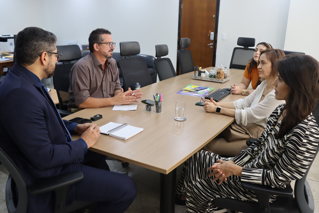 SSP/TO E SECRETARIA DE PROTEÇÃO ANIMAL DISCUTEM MEDIDAS PARA ANIMAIS DE RUA EM PALMAS