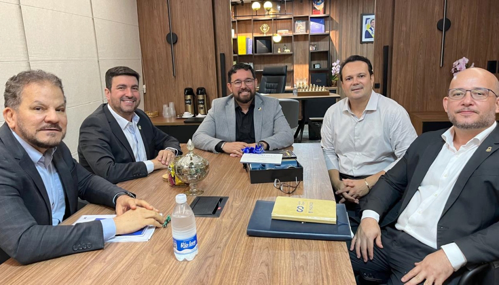 GOVERNO DO TOCANTINS RENOVA CONTRATO COM RÁDIOS COMUNITÁRIAS PARA DEMOCRATIZAR A INFORMAÇÃO NOS MUNICÍPIOS