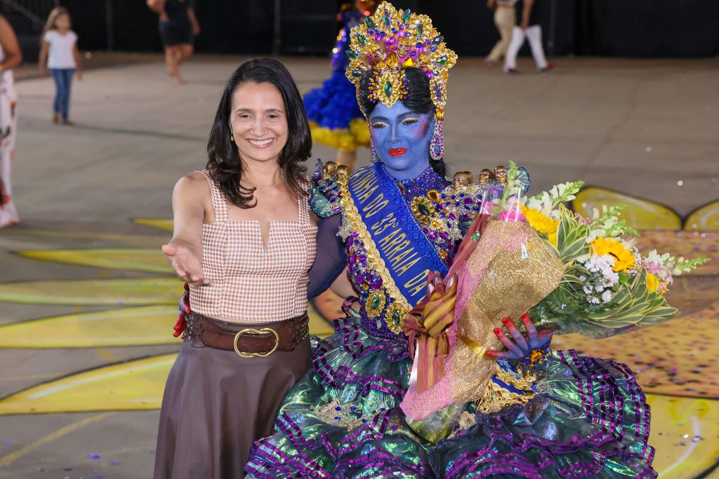 ANA PAULA SANTOS É ELEITA RAINHA DO 33º ARRAIÁ DA CAPITAL EM NOITE DE BRILHO E TRADIÇÃO