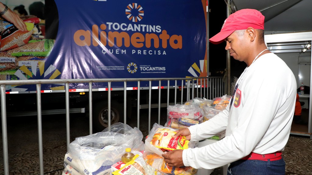 GOVERNO DO TOCANTINS REALIZA AÇÃO DE ARRECADAÇÃO DE ALIMENTOS NO TAQUARUÇU FEST