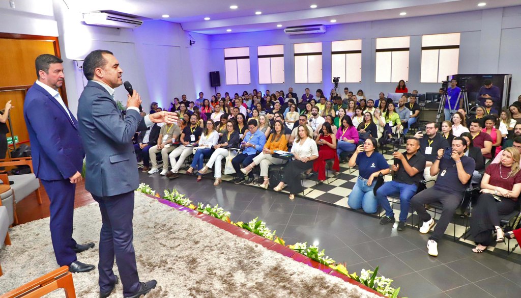 EM EVENTO DA UNITINS, GOVERNADOR WANDERLEI BARBOSA REFORÇA ENTREGA DO NOVO CÂMPUS EM DIANÓPOLIS PARA NOVEMBRO E OBRAS EM AUGUSTINÓPOLIS