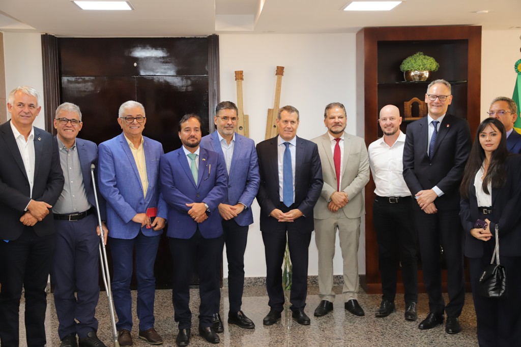 EMBAIXADOR DA SUÍÇA VISITA JALAPÃO E REFORÇA APOIO AO TURISMO SUSTENTÁVEL