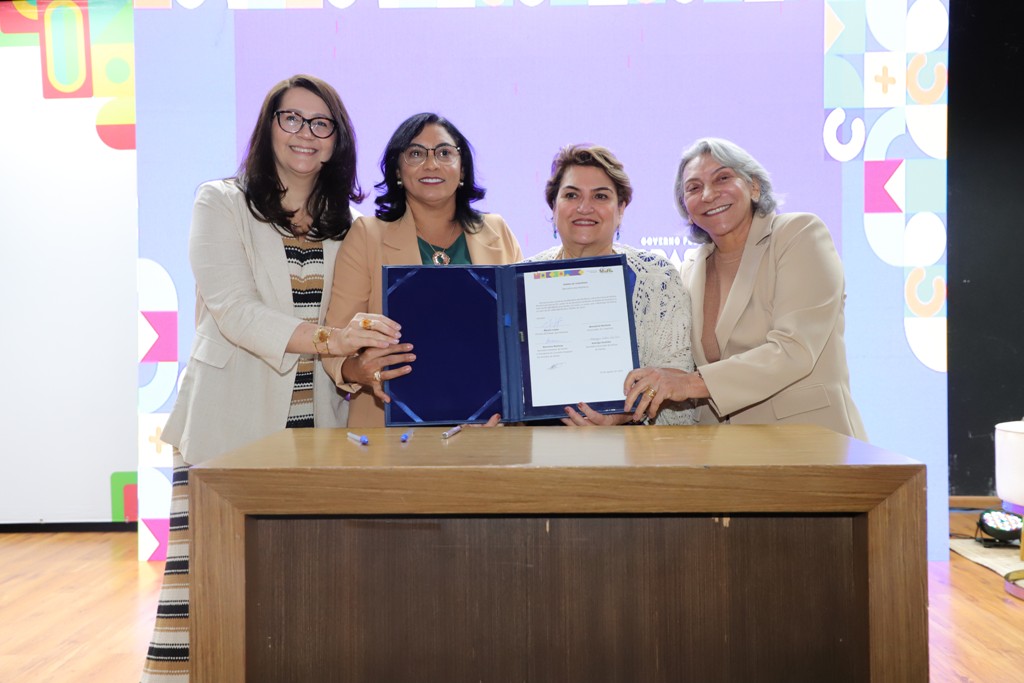 CONFERÊNCIA ESTADUAL DE POLÍTICAS PARA MULHERES REÚNE MINISTRA CIDA GONÇALVES EM PALMAS