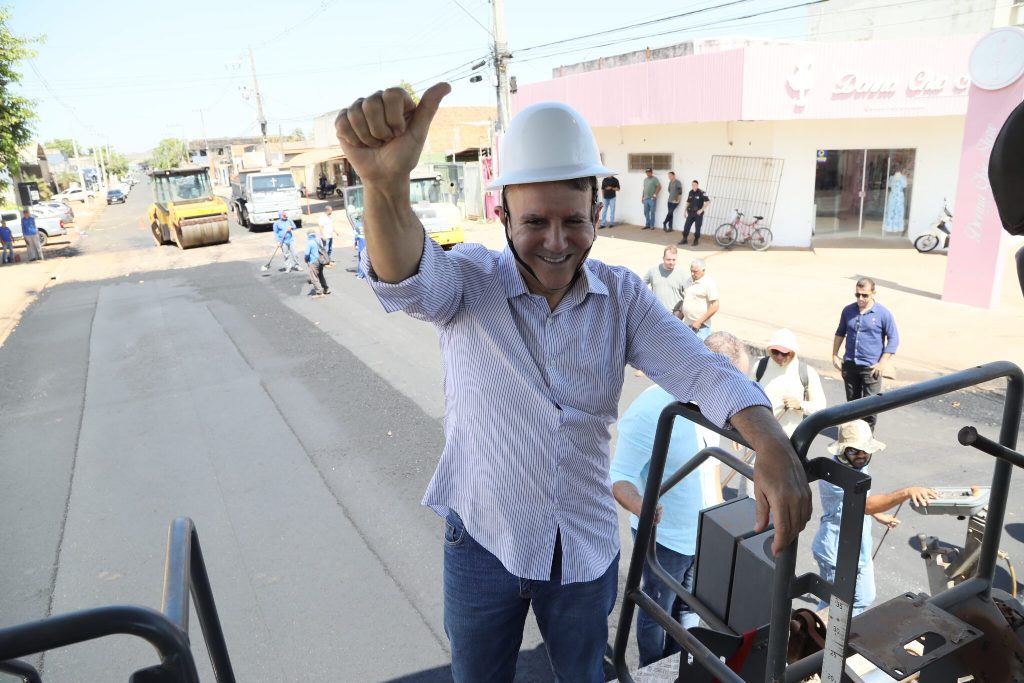 EM TEMPO RECORDE, PREFEITURA DE PALMAS FINALIZA RECAPEAMENTO DE AVENIDA COMERCIAL DE TAQUARALTO