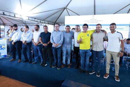 PREFEITO EDUARDO SIQUEIRA CAMPOS DESTACA INVESTIMENTOS E REAFIRMA COMPROMISSO POLÍTICO DURANTE LANÇAMENTO DO CENTRO ESPORTIVO COMUNITÁRIO ARENA BRASIL