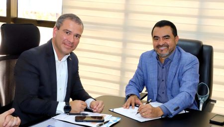GOVERNADOR ASSINA PLANO DE INVESTIMENTO NO VALOR DE R$ 250 MILHÕES PARA DUPLICAÇÃO DA PONTE PALMAS-LUZIMANGUES E DE TRECHO DA TO-080