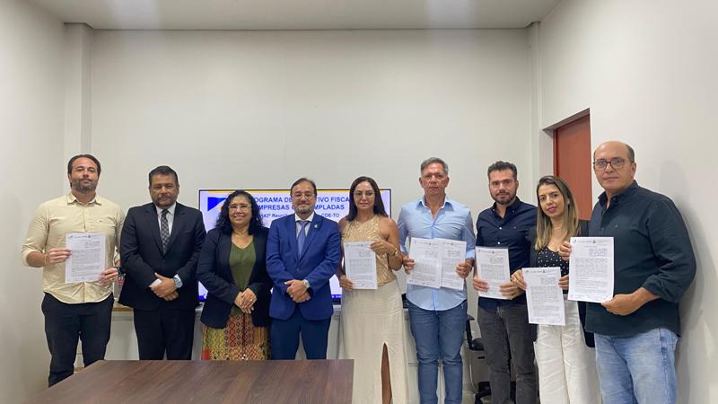 GOVERNO DO TOCANTINS FORMALIZA NOVOS CONTRATOS DE INCENTIVOS FISCAIS COM EMPRESAS QUE PROJETAM INVESTIR MAIS DE R$ 81 MILHÕES NO ESTADO