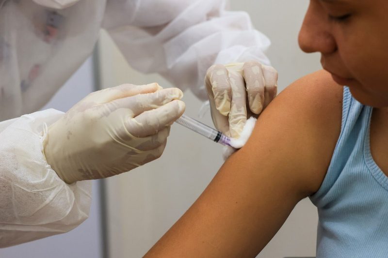 SAÚDE DE PALMAS INTENSIFICA VACINAÇÃO DE ADOLESCENTES DE 15 A 19 ANOS CONTRA A HPV