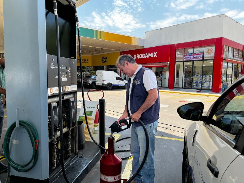 EM OPERAÇÃO ABASTECIMENTO SEGURO, AGÊNCIA DE METROLOGIA FISCALIZA DEZESSETE POSTOS DE COMBUSTÍVEL E ENCONTRA 04 BOMBAS IRREGULARES