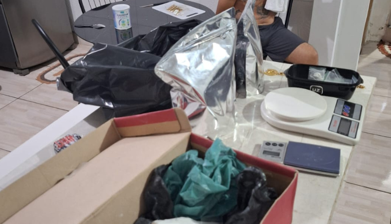 POLÍCIA CIVIL PRENDE OITO PESSOAS EM OPERAÇÃO CONTRA O TRÁFICO DE DROGAS EM ARAGUAÍNA