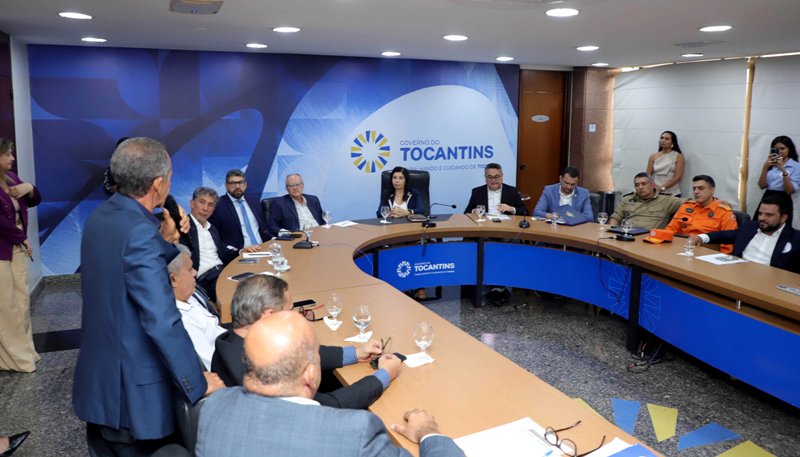 SERVIDORES E GOVERNO DO TOCANTINS BUSCAM CONSENSO SOBRE PEC DO TETO SALARIAL