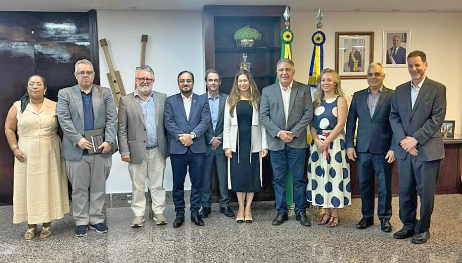GRUPO OCEANPACT APRESENTA PROPOSTAS DE INVESTIMENTOS EM ENERGIA RENOVÁVEL E SUSTENTABILIDADE AO GOVERNADOR LAUREZ MOREIRA