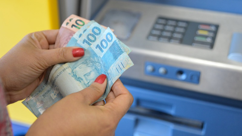 PREFEITURA DE PALMAS PAGA SALÁRIO E PRIMEIRA PARCELA DO 13º DE SERVIDORES NESTA SEXTA-FEIRA, 28