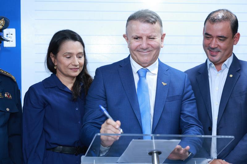 PREFEITO DE PALMAS REFORÇA COMPROMISSO COM A GUARDA METROPOLITANA E ANUNCIA AVANÇO HISTÓRICO NO PCCR DURANTE SOLENIDADE