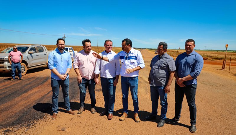 GOVERNADOR WANDERLEI BARBOSA VISTORIA SERVIÇOS NA TO-010 E DETERMINA NOVAS MEDIDAS PARA GARANTIR MOBILIDADE EM REGIÃO AFETADA POR INTERDIÇÃO DE PONTE